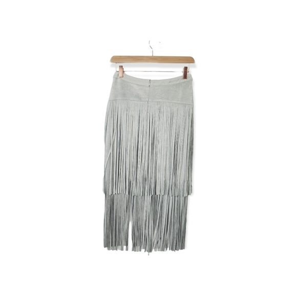 Lulu's grey layer fringe skirt size xs - Picture 2 of 6
